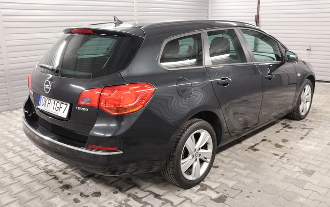 Opel Astra cena 36400 przebieg: 101745, rok produkcji 2015 z Margonin małe 137